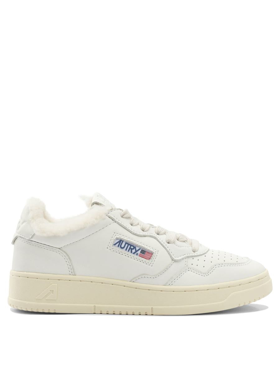 Autry "Medalist Low" Sneakers