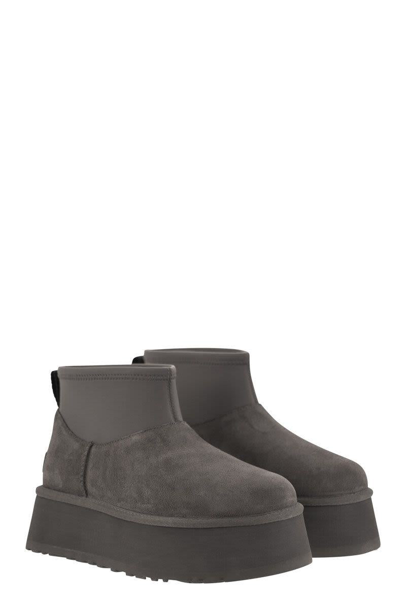 UGG Classic Mini Dipper Boots
