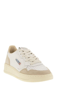 Autry Medalist Low - Leather Sneakers