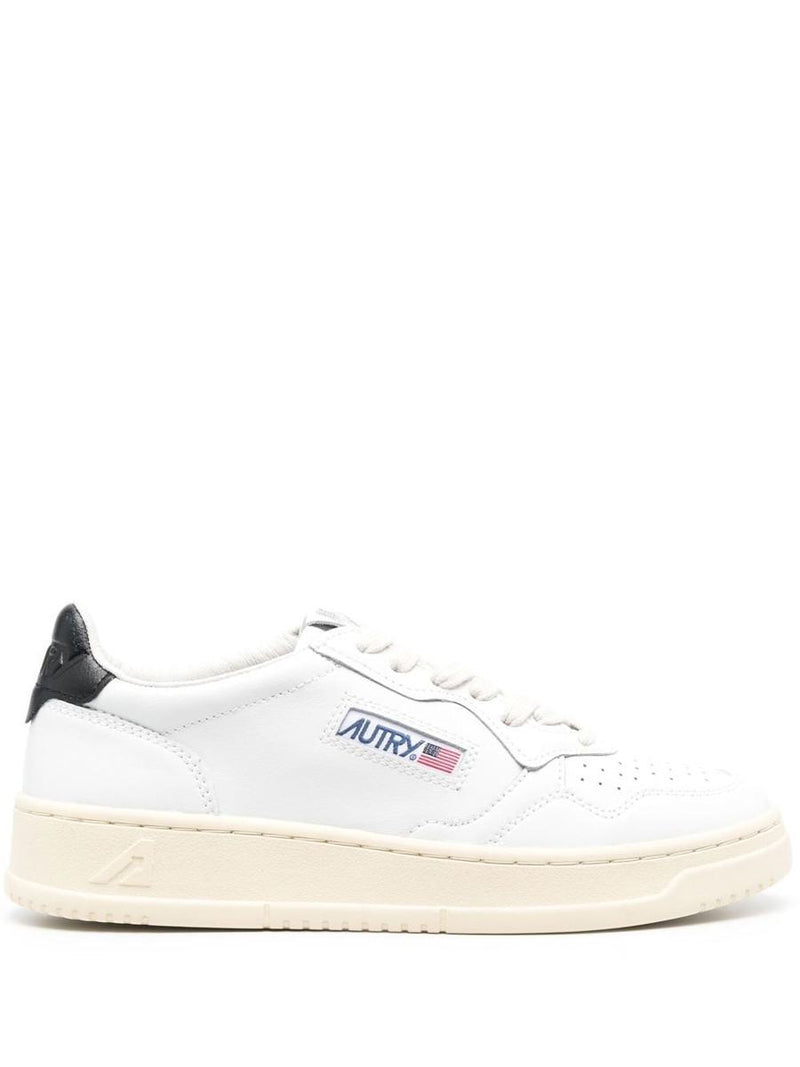 Autry 'Medalist Low' Sneakers In White Leather