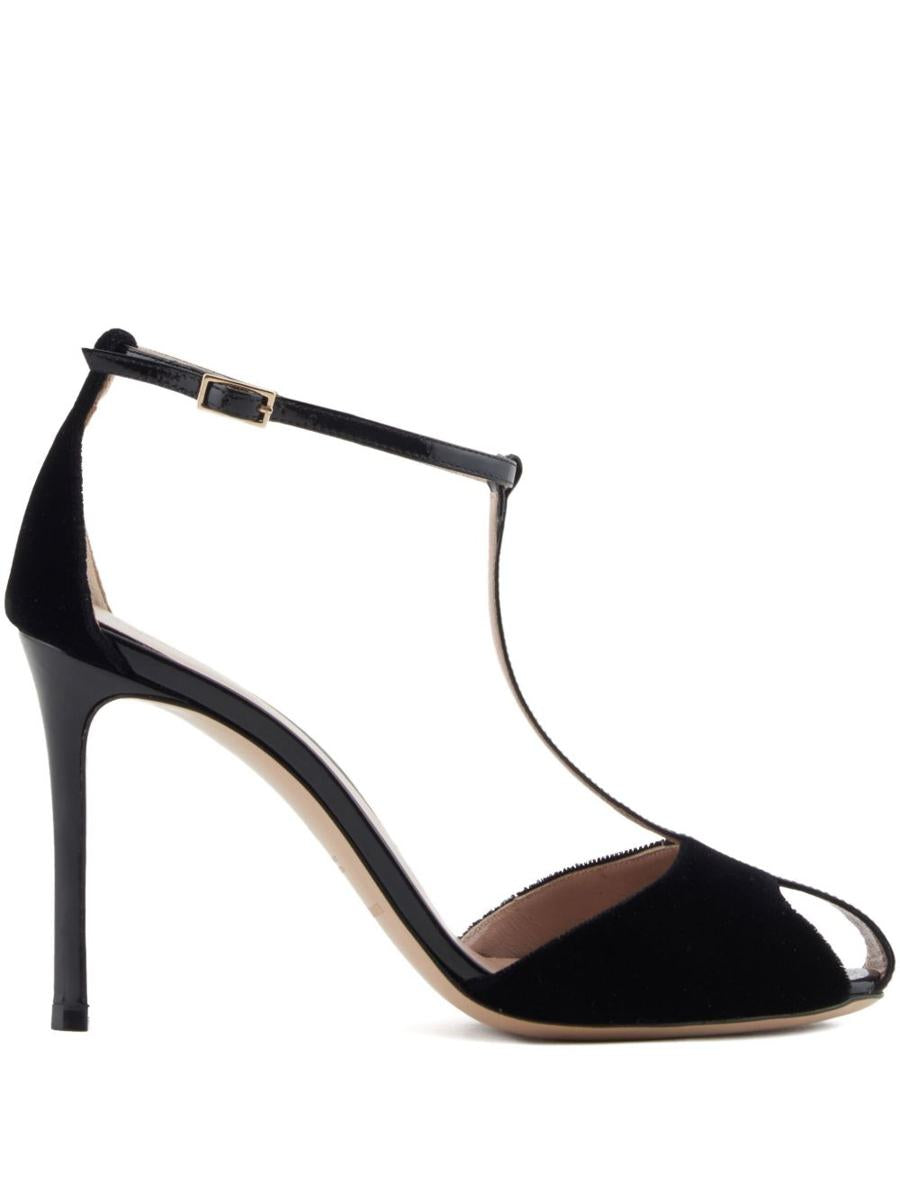 Emporio Armani With Heel Black