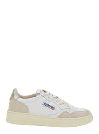 'Medalist' White Low Top Sneakers With Logo Patch On Tongue And Side In Leather Blend Woman