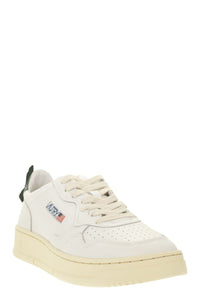 Autry Medalist Low - Leather Sneakers