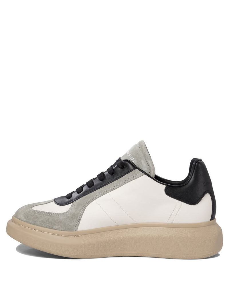 Alexander McQueen Sneakers & Slip-On