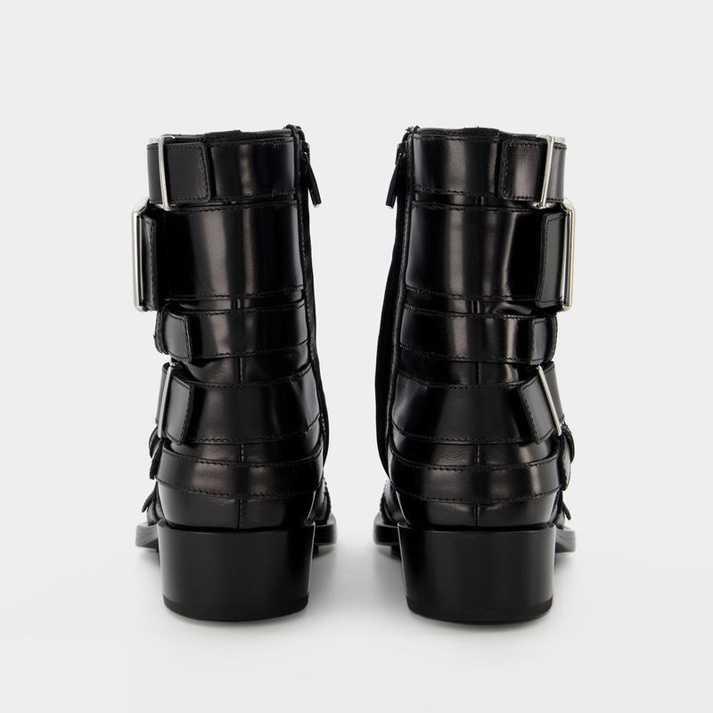 alexander-mcqueen-boxcar-boots-1764950584009444771-1