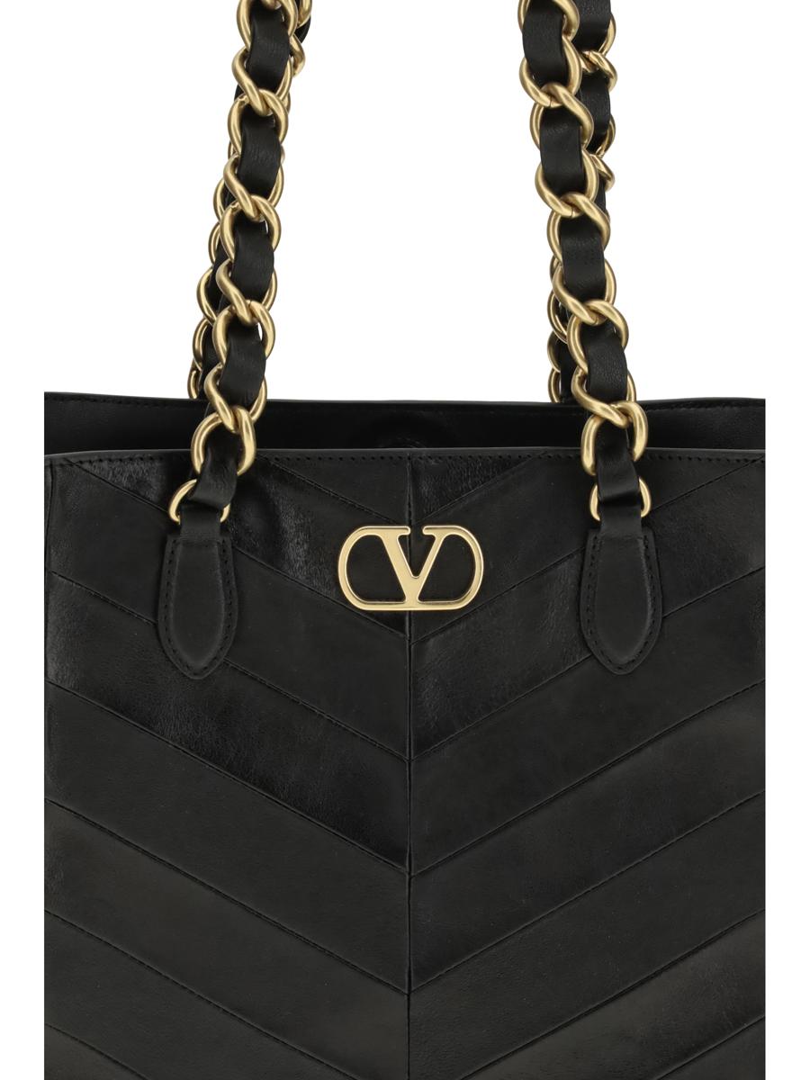 Valentino Garavani Shoulder Bags