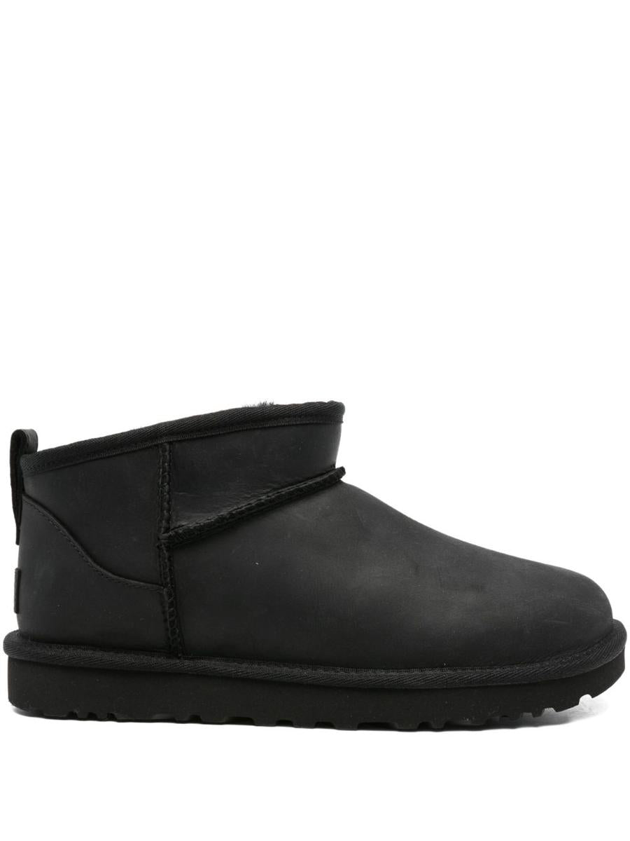 UGG Boots Black