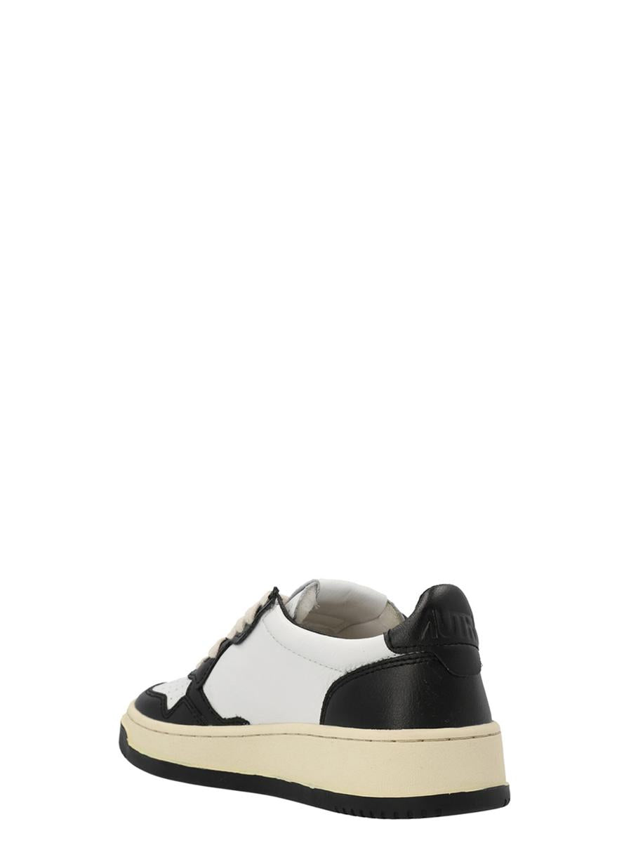Autry 'Medalist Low' Sneakers