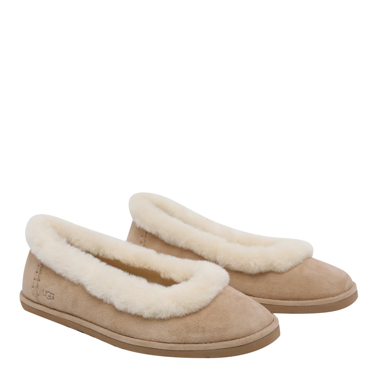 UGG Flat Shoes