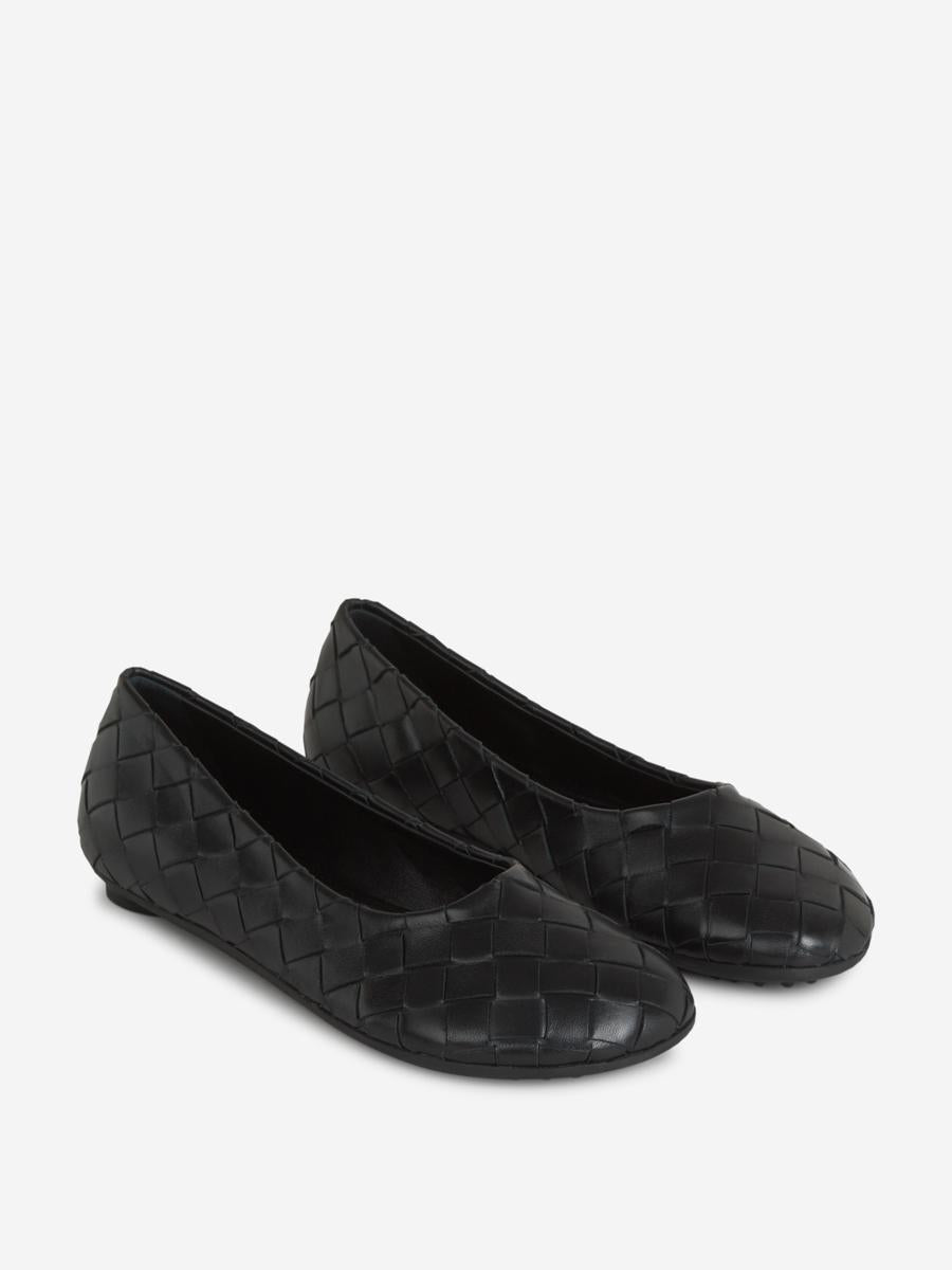 Bottega Veneta Intrecciato Leather Shoes