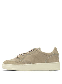 Autry "Medalist Low" Sneakers