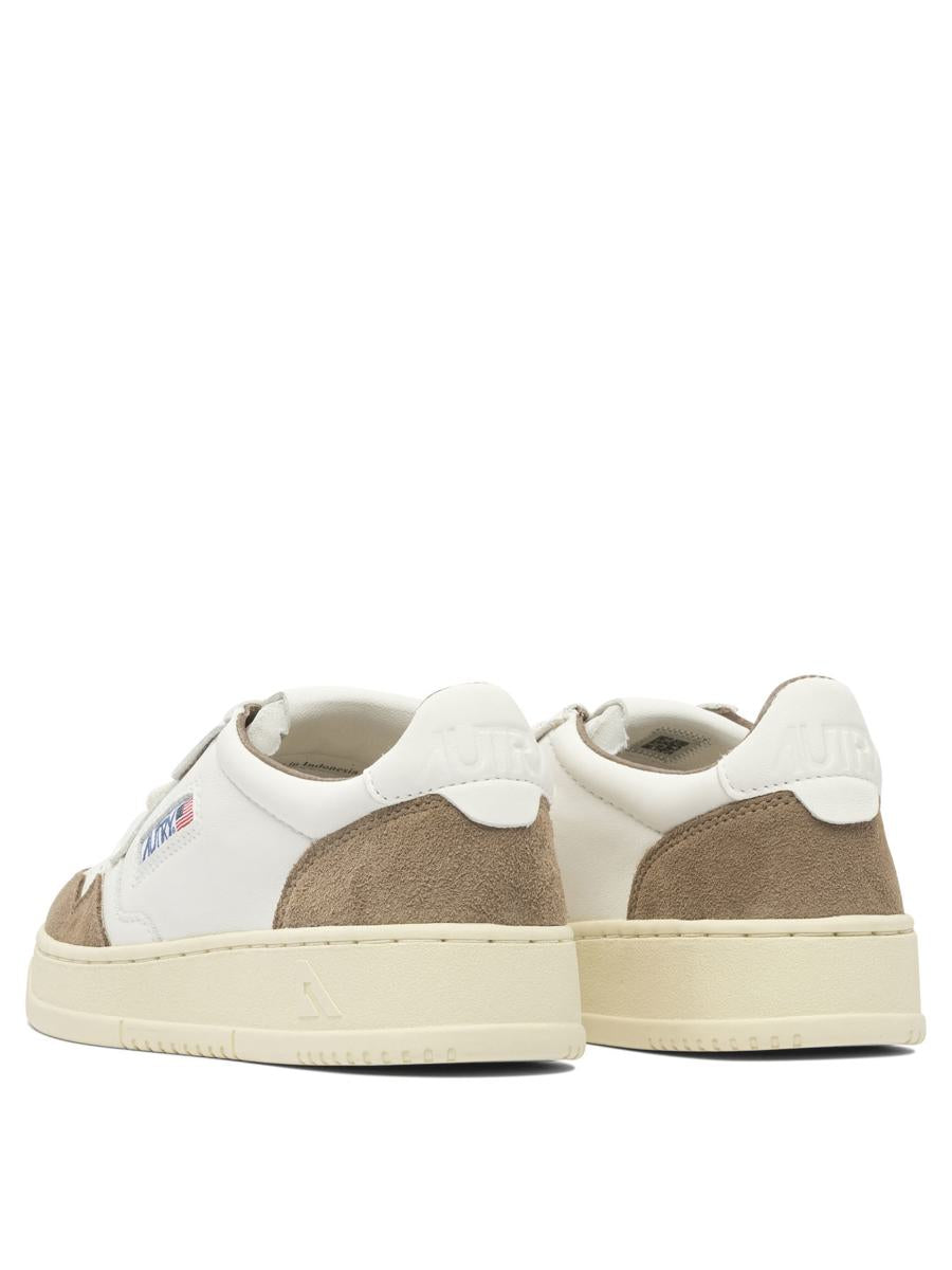 Autry "Medalist Low" Sneakers