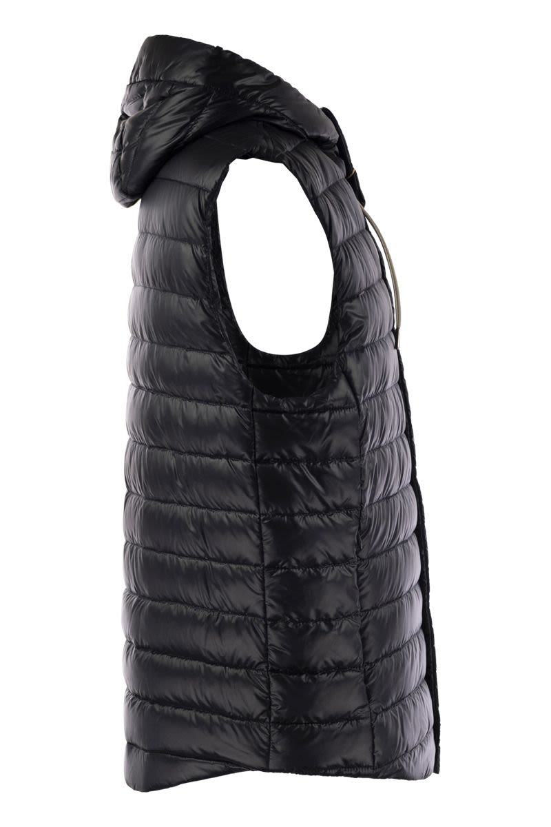 Herno Sleeveless Down Jacket