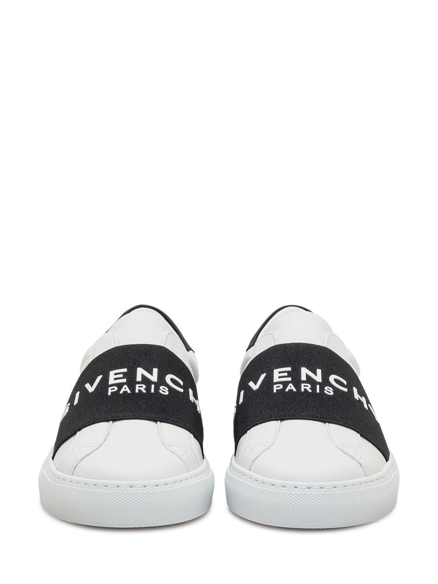 Givenchy Givenchy Urban Street Sneakers