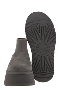 UGG Classic Mini Dipper Boots