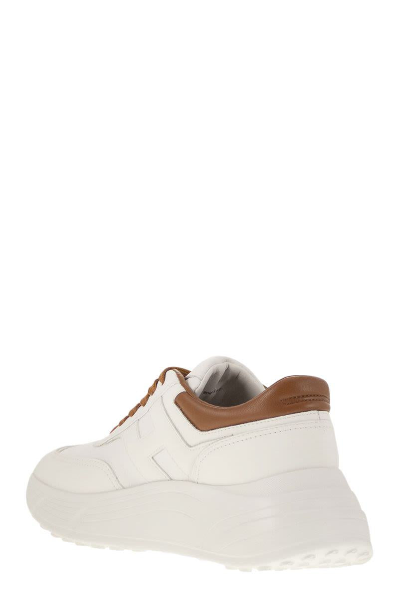 Hogan Hi-Fi Trainers With Side H