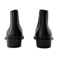 Alexander McQueen Chelsea Boots