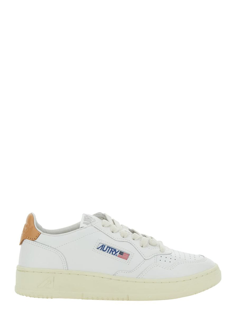 'Medalist' White Low Top Sneakers With Logo Patch On Tongue And Side In Leather Woman