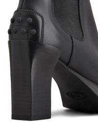 Tod'S Leather Heeled Chelsea Ankle Boots Shoes