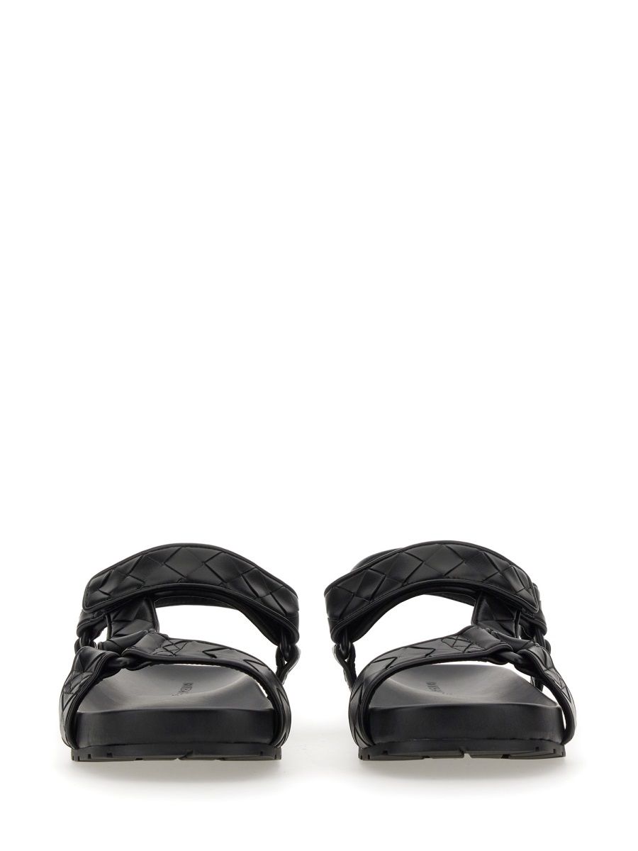 bottega-veneta-sandals-1766579048017215962-1