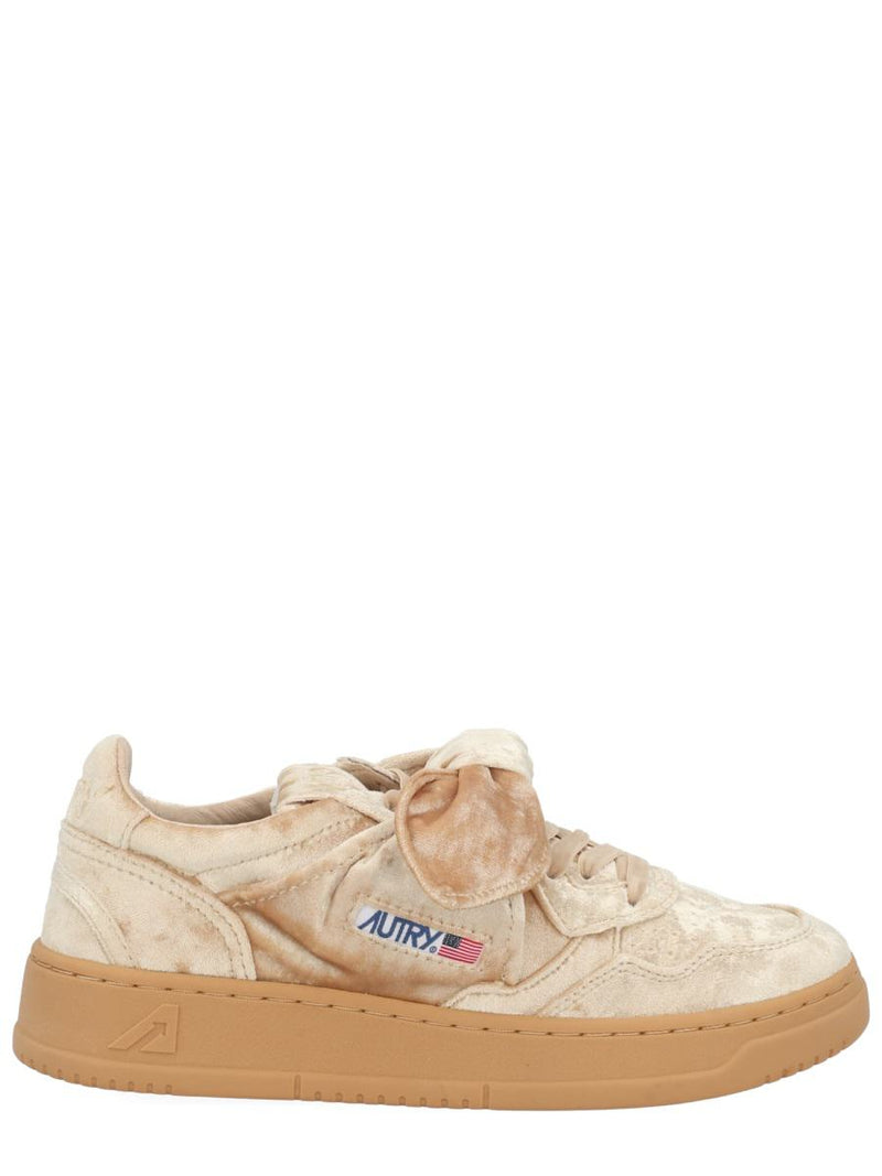 Autry "Medalist Low" Sneaker