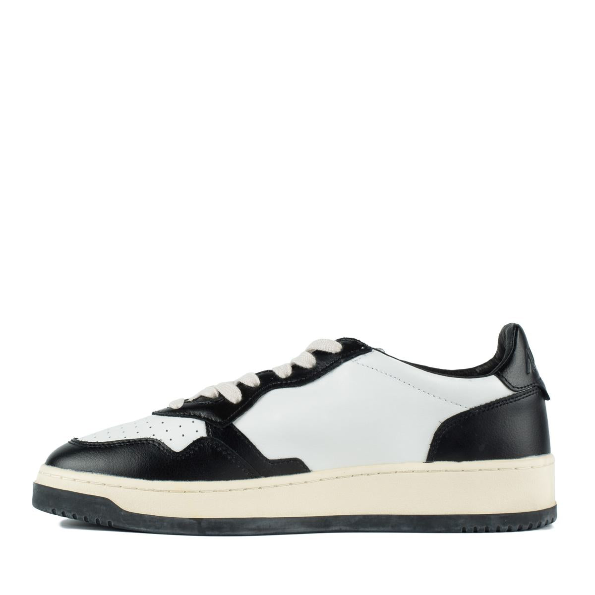 Autry Black And White Leather Two-Tone Medalist Low Sneakers