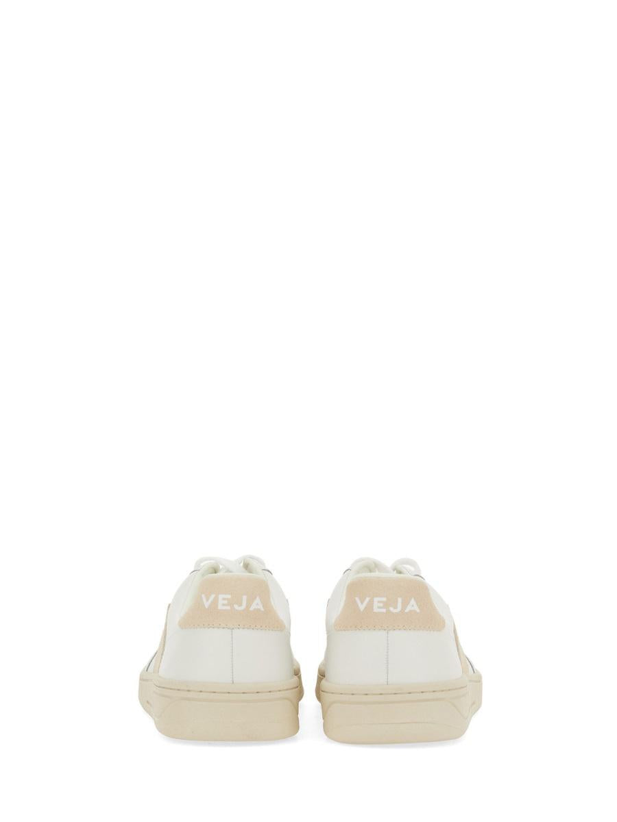 Veja Sneaker V-12