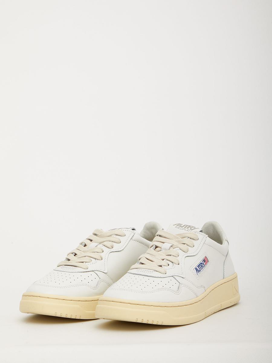 Medalist Low Sneakers