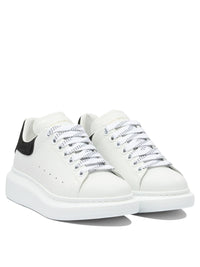 alexander-mcqueen-oversized-sneaker-1764892808011796155-1