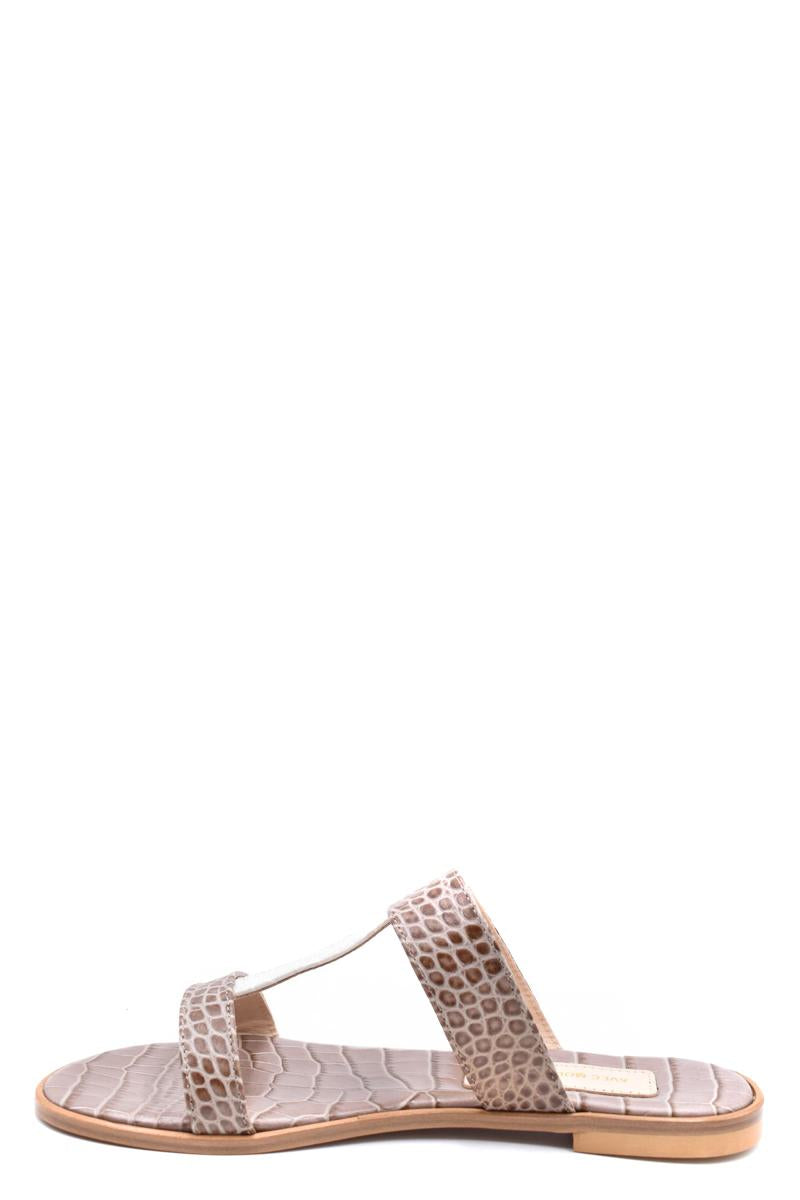 Avec Moderation Sandals