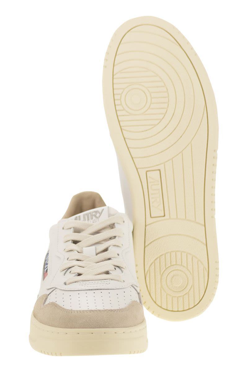 Autry Medalist Low - Leather And Suede Sneakers
