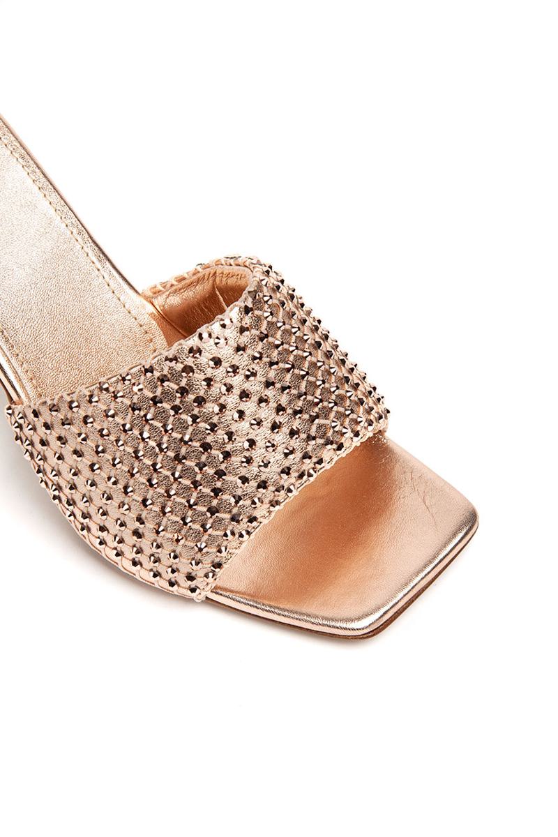 Le Silla Sandals