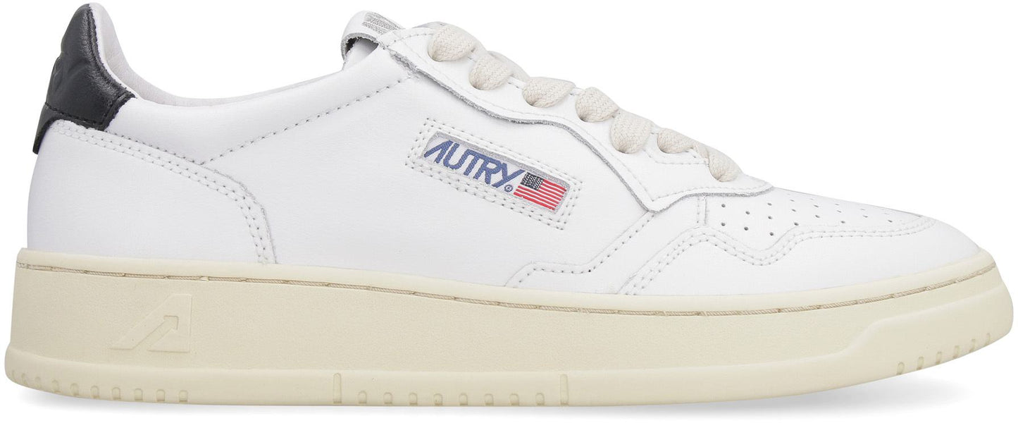 Autry Medalist Low-Top Sneakers