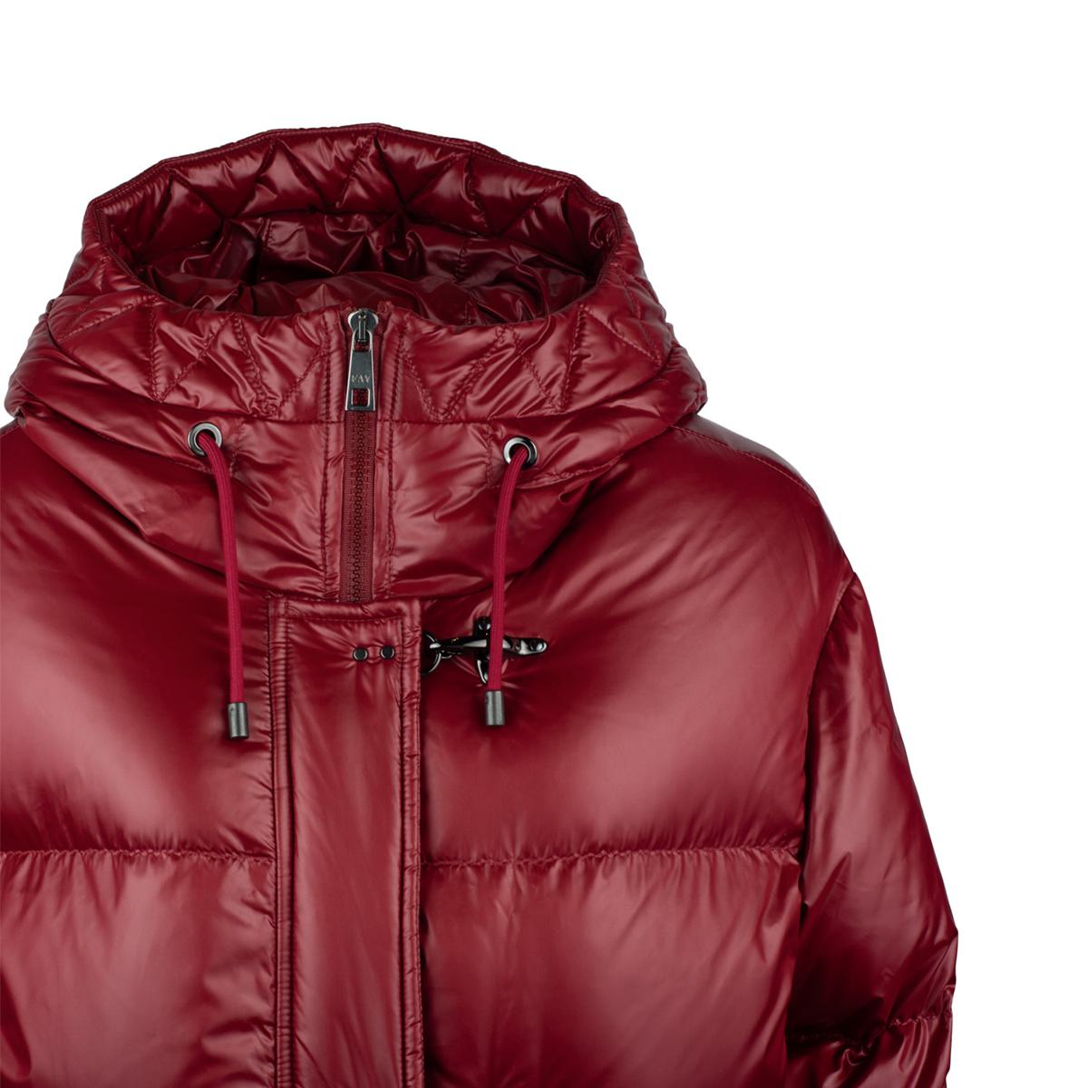 Fay 3 Red Feather Hooks