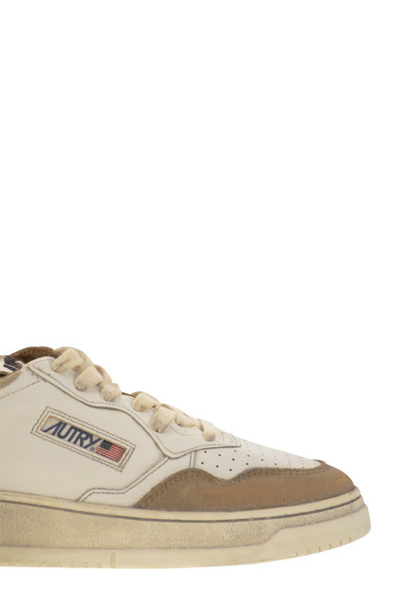 Autry Super Vintage - Leather Sneakers