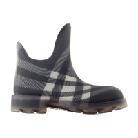Burberry Lf Marsh Low Ankle Boots