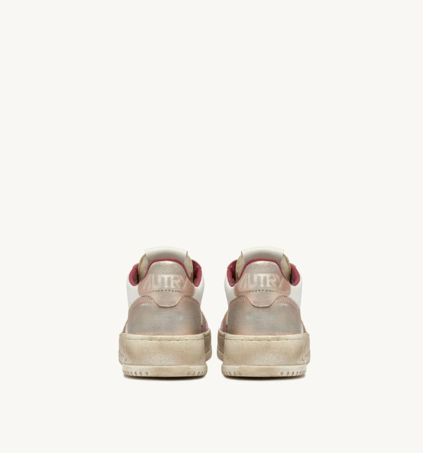 Autry "Medalist Low Super Vintage" Sneakers