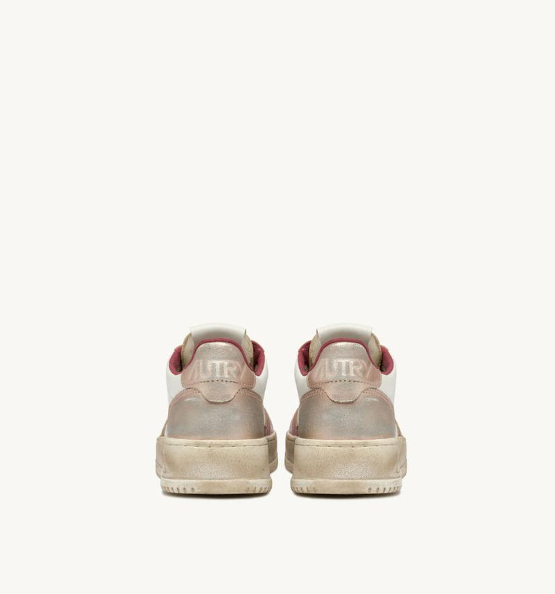 Autry "Medalist Low Super Vintage" Sneakers