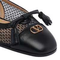 Valentino Garavani Flat Shoes