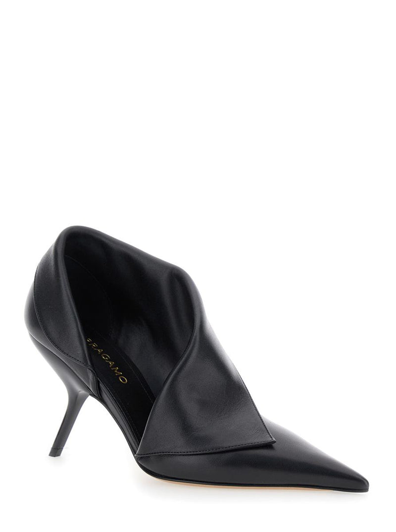 Black Pumps With Pointed Design And Side Opening Detail In Leather Woman