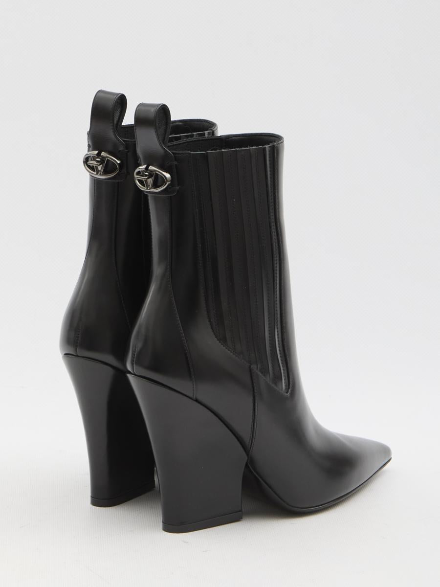 Vlogo Lockette Booties