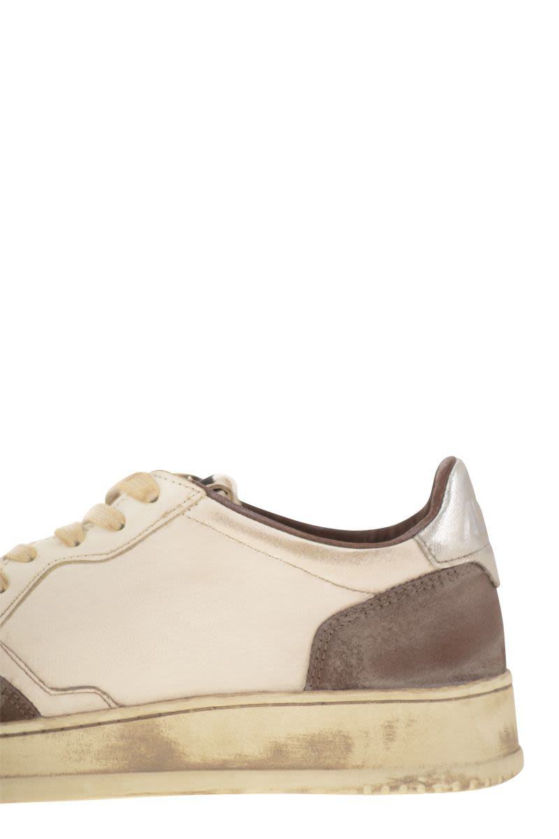 Autry Super Vintage - Leather Sneakers
