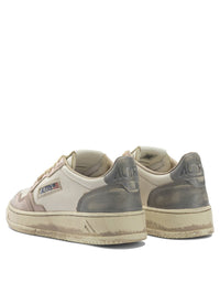 Autry "Medalist Low Super Vintage" Sneakers