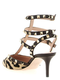 Valentino Garavani Valentino Garavani 'Rockstud' Pumps