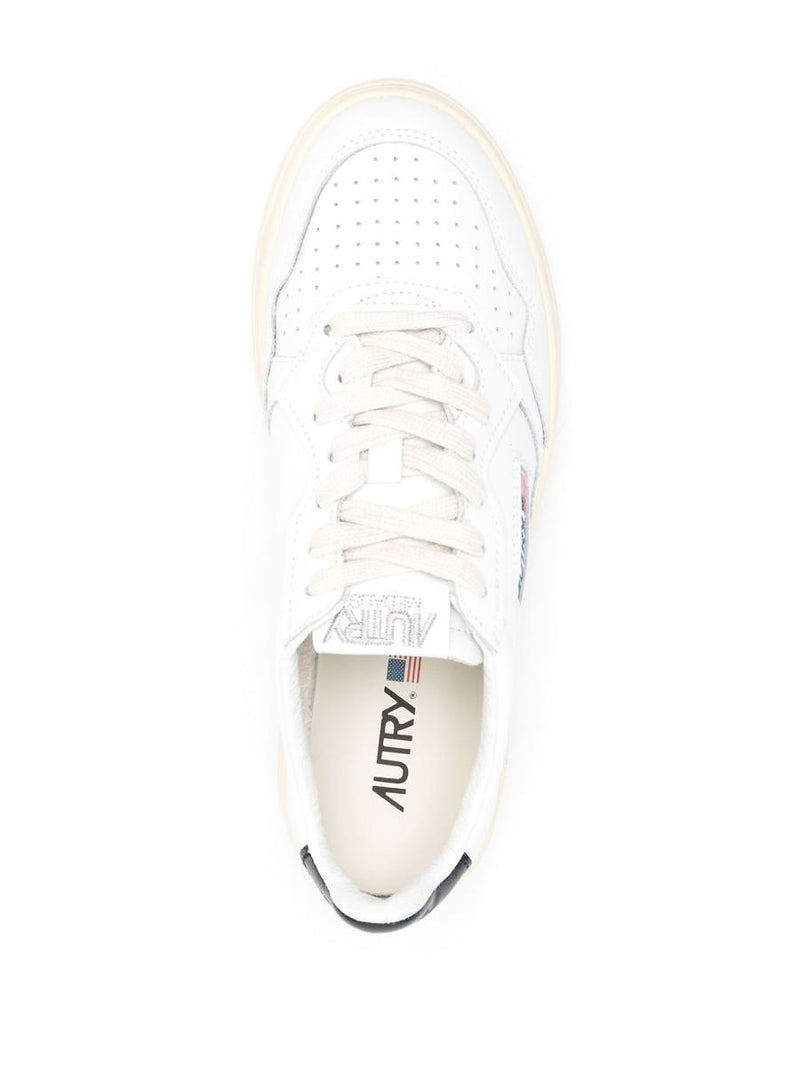 Autry 'Medalist Low' Sneakers In White Leather