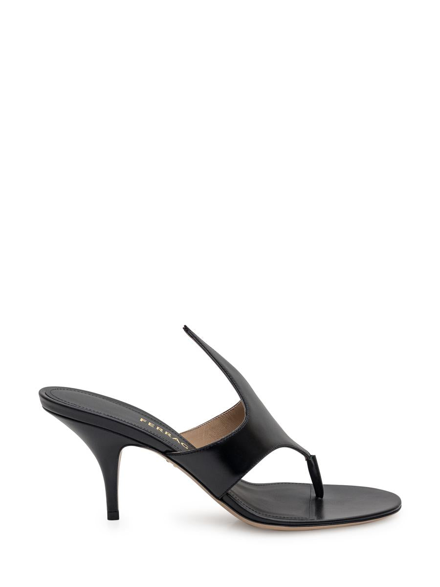 Salvatore Ferragamo Lyrai Sandalwood 70