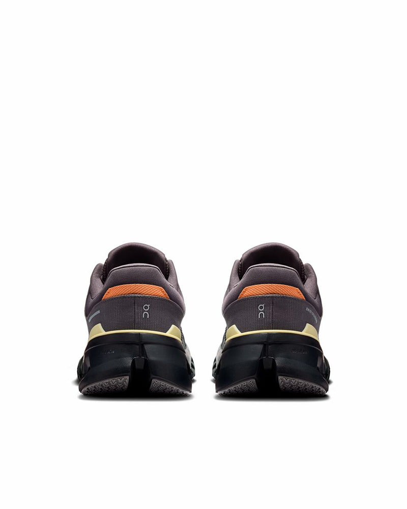 On Running Sneakers 2