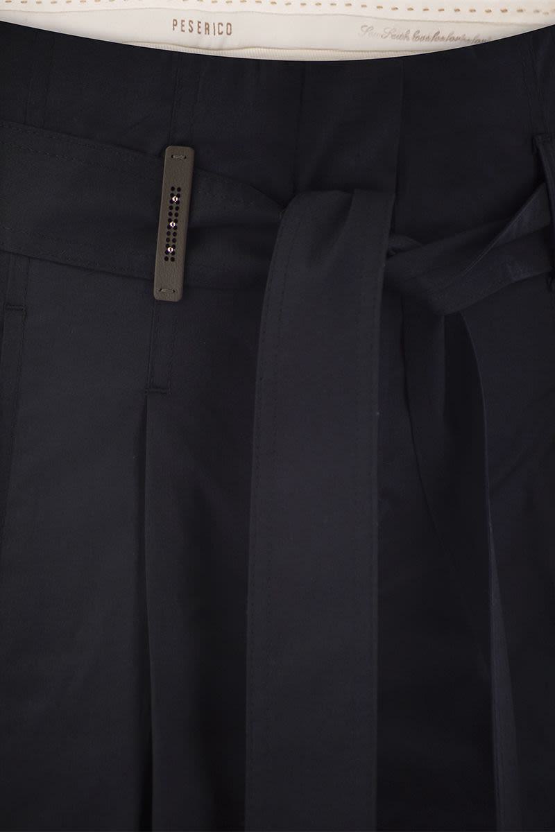 Peserico Short With Pleats And Stretch Cotton