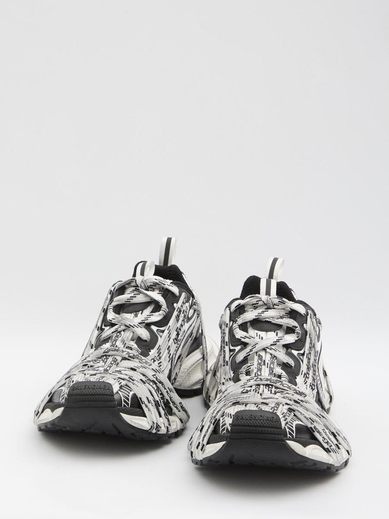 3Xl Extreme Laces Sneakers