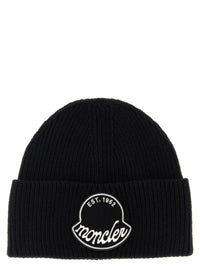 moncler-logo-knitted-beanie-1766820418015685506-0